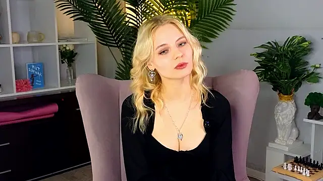 Snapshot of OlindaFosdick chatting on 02.20.26 OlindaFosdick online show from 02.20.26