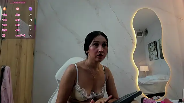 Annipetite  online show from 03.26.26