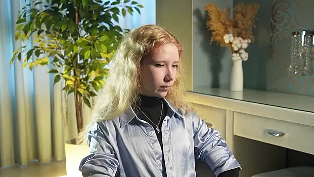 Snapshot of AmalElway chatting on 02.21.26 AmalElway online show from 02.21.26