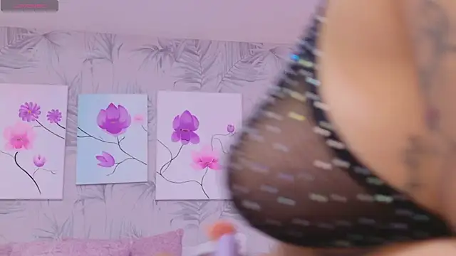 Snapshot of CherryTayloor chatting on 02.25.26 CherryTayloor online show from 02.25.26