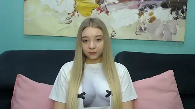 MilanaSiia online show from 02.27.26