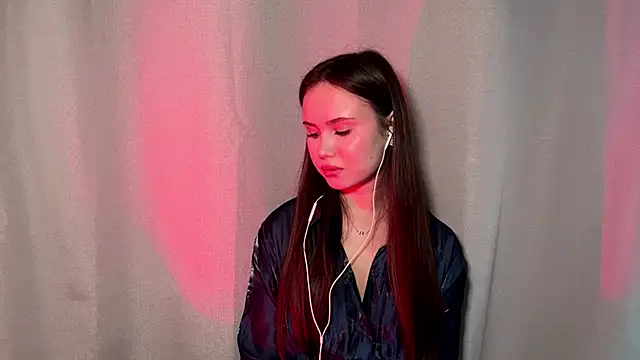 Snapshot of MarylynnSimens chatting on 02.24.26 MarylynnSimens online show from 02.24.26