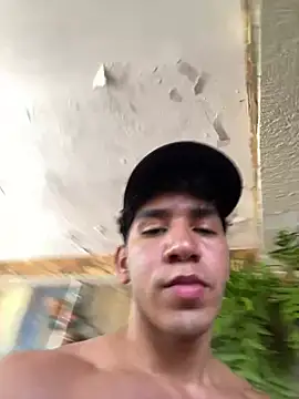 Snapshot of Alejandrososas chatting on 06.23.26 Alejandrososas online show from 06.23.26