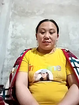 Snapshot of Dear_baby_ chatting on 03.08.26 Dear baby online show from 03.08.26