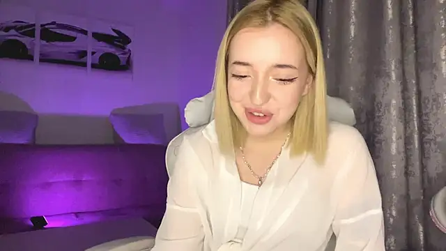 Snapshot of EllianaMiller chatting on 02.28.26 EllianaMiller online show from 02.28.26