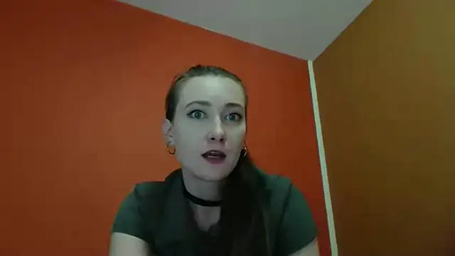 Snapshot of AnisaHotBody chatting on 02.20.26 AnisaHotBody online show from 02.20.26