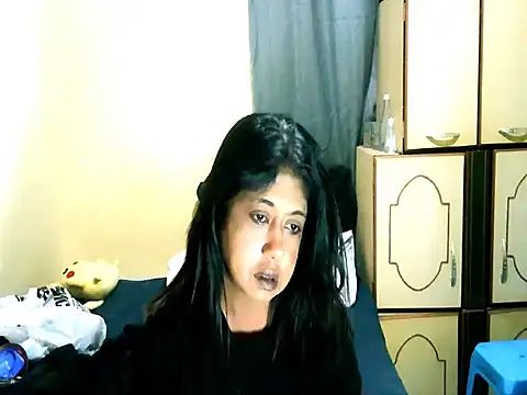 Snapshot of IndianPleasures21 chatting on 05.20.26 IndianPleasures21 online show from 05.20.26