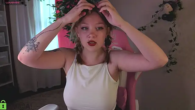 Snapshot of Margo_Ring chatting on 04.25.26 Margo Ring online show from 04.25.26