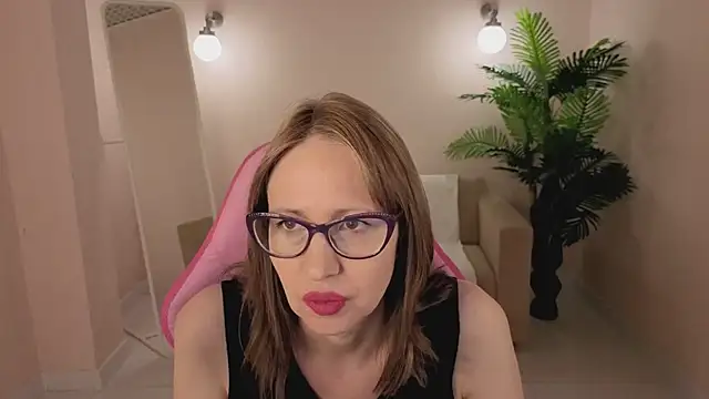 Elizabeth Andersonn online show from 04.09.26