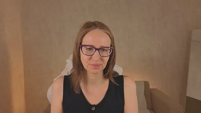 Elizabeth Andersonn online show from 04.10.26