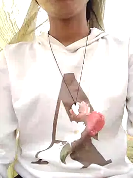 wifedesi7050 online show from 04.18.26