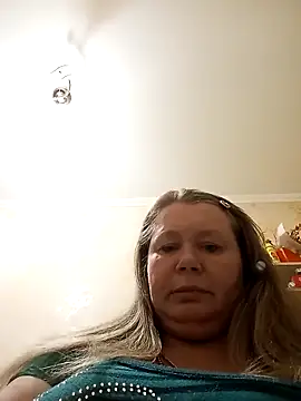 KiraStanton online show from 03.15.26