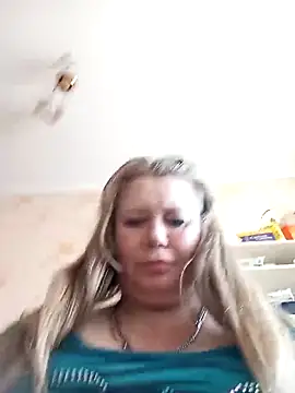 KiraStanton online show from 03.26.26