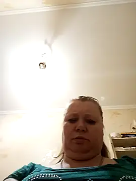 Snapshot of KiraStanton chatting on 05.10.26 KiraStanton online show from 05.10.26