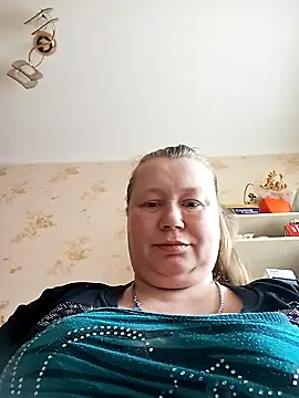 Snapshot of KiraStanton chatting on 05.12.26 KiraStanton online show from 05.12.26