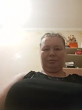 Snapshot of KiraStanton chatting on 05.25.26 KiraStanton online show from 05.25.26