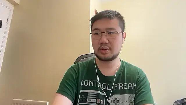 Snapshot of jasonryu2025 chatting on 05.19.26 jasonryu2025 online show from 05.19.26