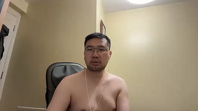 Snapshot of jasonryu2025 chatting on 05.27.26 jasonryu2025 online show from 05.27.26