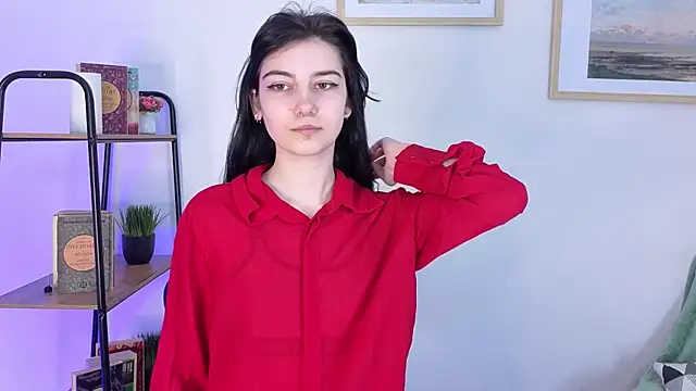 Lilian Merf online show from 03.31.26