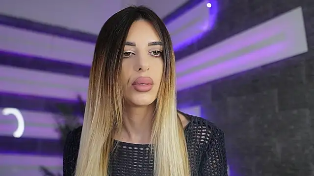 ItsIvyLicious  online show from 03.24.26