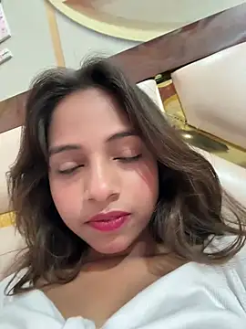 Snapshot of its_anuuu chatting on 02.27.26 its anuuu online show from 02.27.26