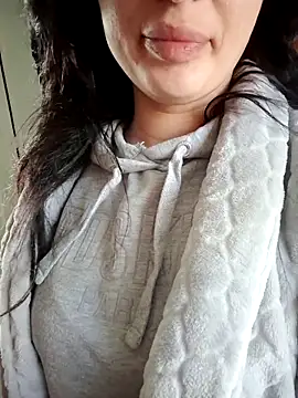 halii21 online show from 03.10.26