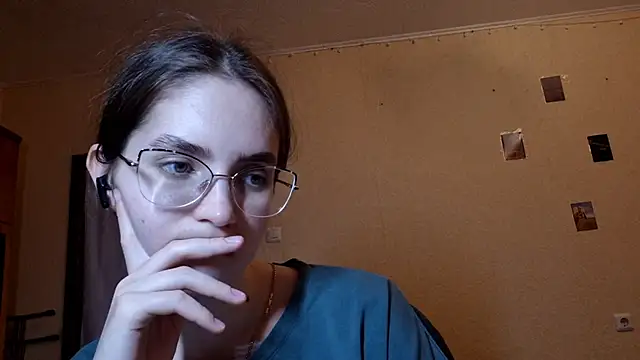 Snapshot of Katelemon chatting on 06.03.26 Katelemon online show from 06.03.26