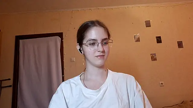 Snapshot of Katelemon chatting on 06.08.26 Katelemon online show from 06.08.26