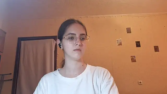 Snapshot of Katelemon chatting on 06.22.26 Katelemon online show from 06.22.26