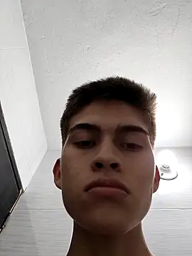 Snapshot of bbluchito chatting on 02.26.26 bbluchito online show from 02.26.26