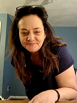 Snapshot of sexyhotcheryl chatting on 05.05.26 sexyhotcheryl online show from 05.05.26