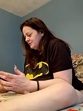 Snapshot of sexyhotcheryl chatting on 05.18.26 sexyhotcheryl online show from 05.18.26