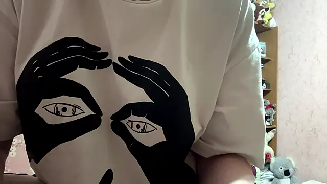 LiraDreamX online show from 04.25.26