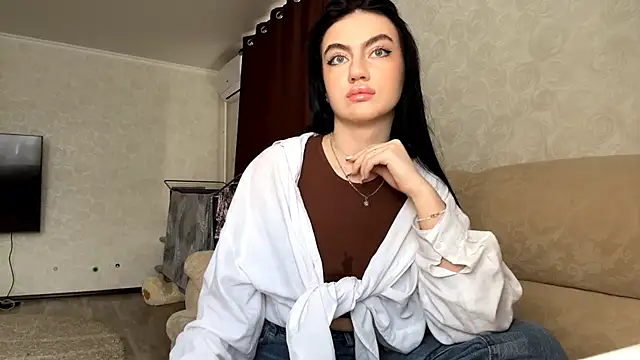 Snapshot of Soffiq chatting on 02.22.26 Soffiq online show from 02.22.26