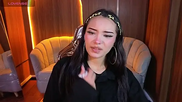 Snapshot of Daphne_nicole_b chatting on 06.09.26 Daphne nicole b online show from 06.09.26