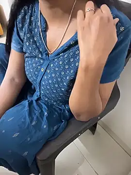 Queenlipx online show from 02.20.26