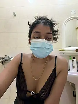 Snapshot of sessy_grl chatting on 02.25.26 sessy grl online show from 02.25.26