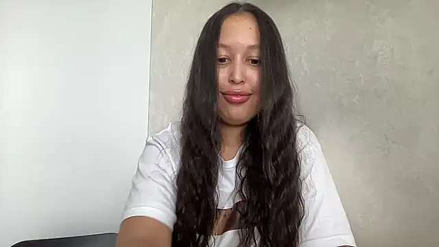 Snapshot of Dana_005 chatting on 04.25.26 Dana 005 online show from 04.25.26