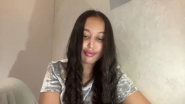 Snapshot of Dana_005 chatting on 05.06.26 Dana 005 online show from 05.06.26