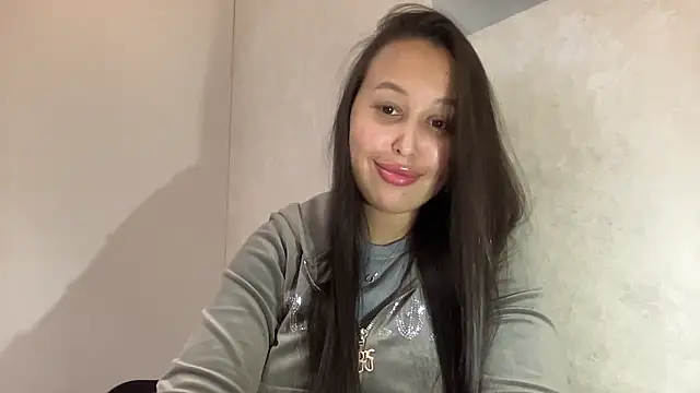 Snapshot of Dana_005 chatting on 05.14.26 Dana 005 online show from 05.14.26
