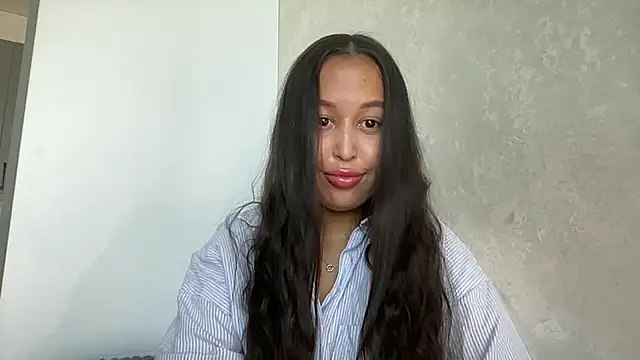Snapshot of Dana_005 chatting on 05.16.26 Dana 005 online show from 05.16.26