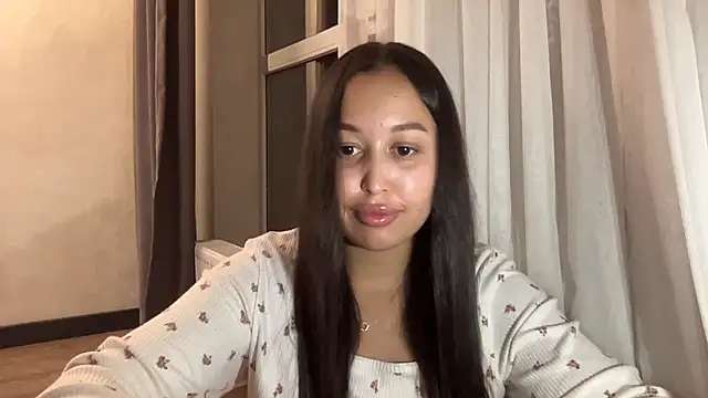 Snapshot of Dana_005 chatting on 06.19.26 Dana 005 online show from 06.19.26