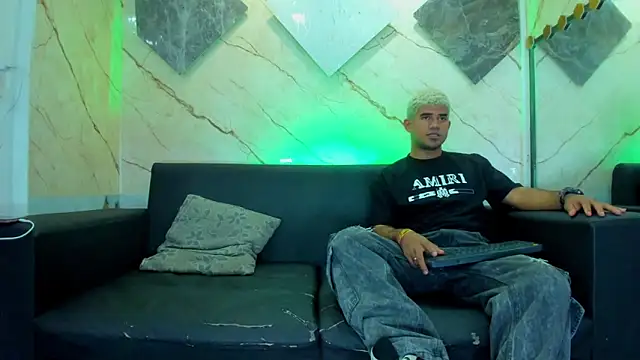 Latins on fire online show from 02.26.26