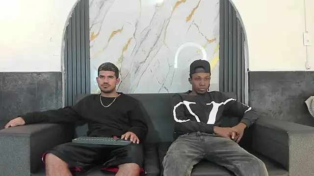 Latins on fire online show from 04.10.26