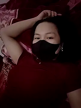 Snapshot of millkon chatting on 02.22.26 millkon online show from 02.22.26