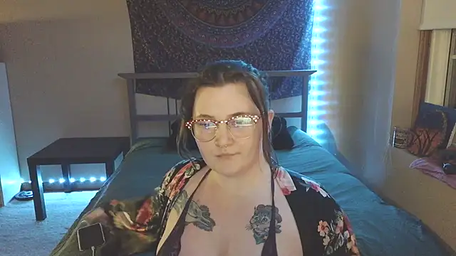 VelvetVixenXOX online show from 03.12.26