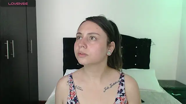 Snapshot of Ana__arms chatting on 03.03.26 Ana arms online show from 03.03.26