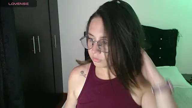 Ana  arms online show from 03.25.26