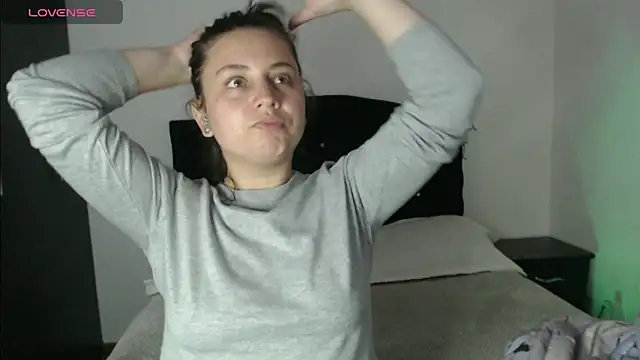 Ana  arms online show from 04.06.26