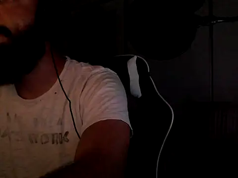 Snapshot of willymoliere chatting on 03.03.26 willymoliere online show from 03.03.26